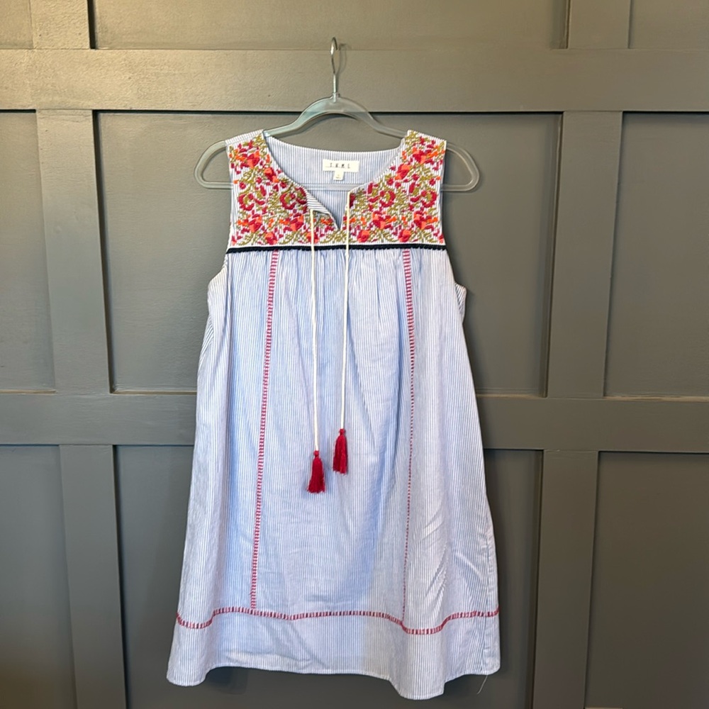 THML- Embroidered Dress, Size Large